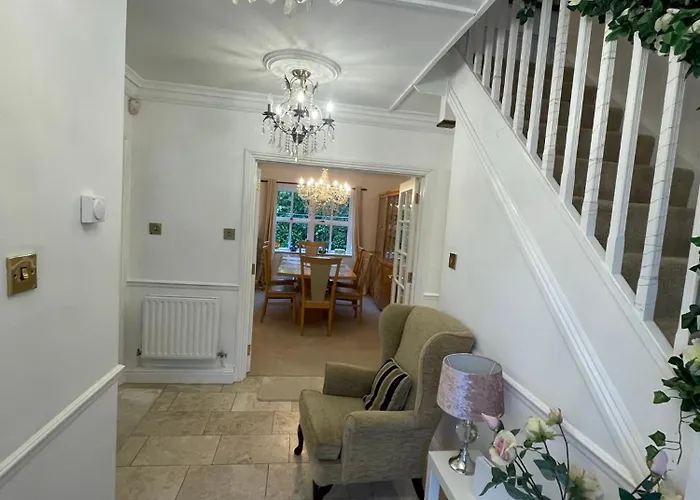 Beautiful 6 Bedroom House Oxford City