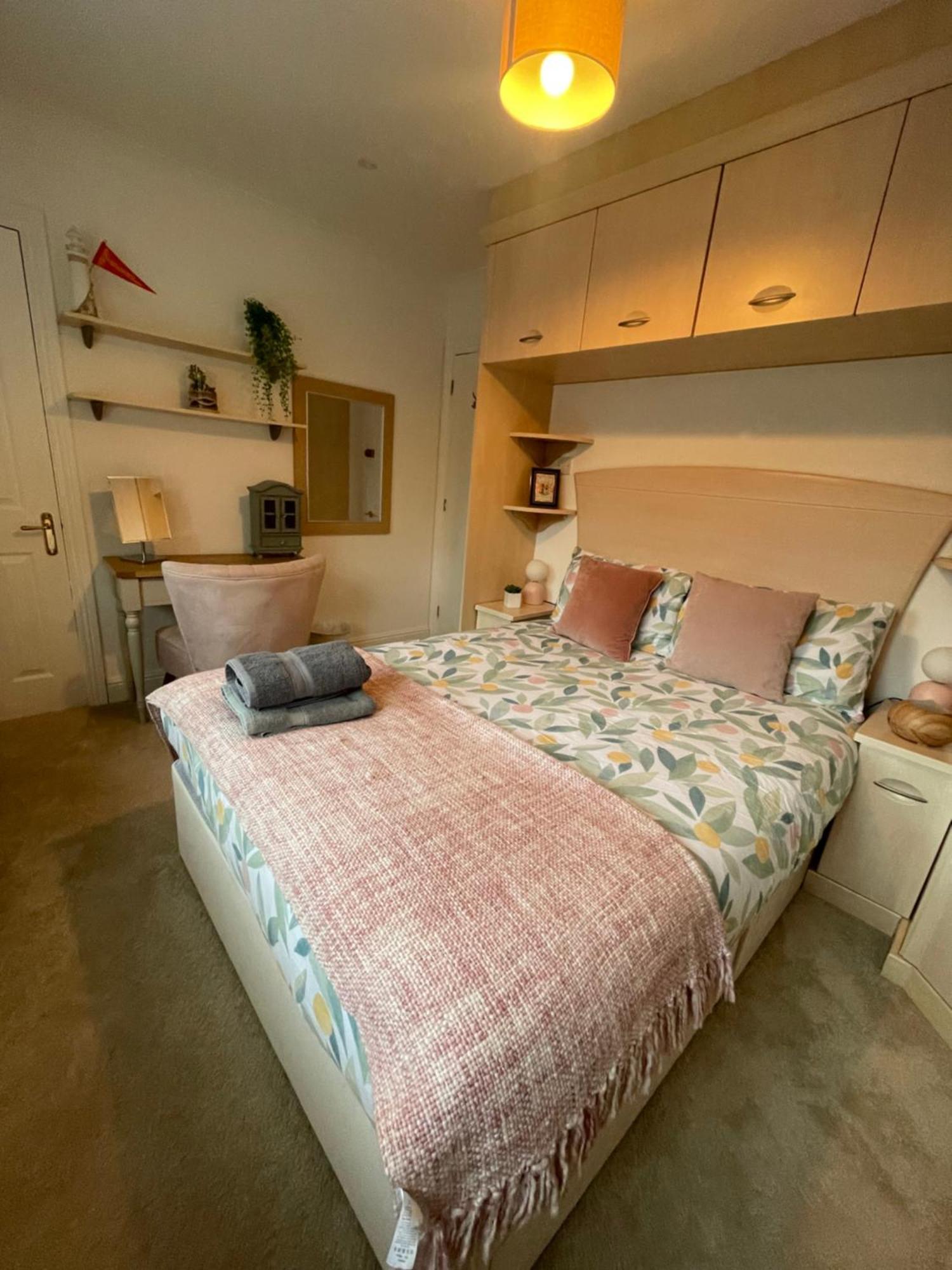 Beautiful 6 Bedroom House Pousada