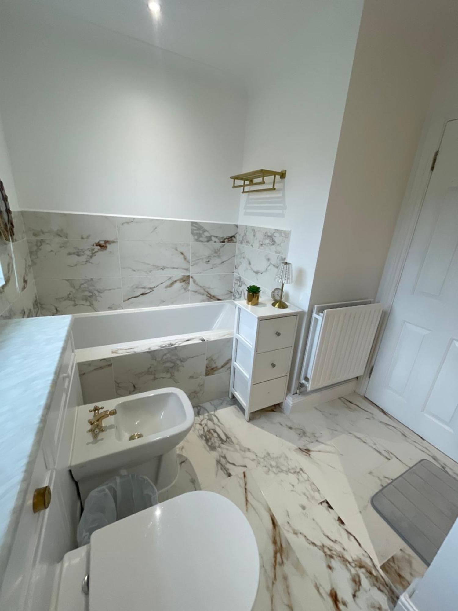 Beautiful 6 Bedroom House Pousada